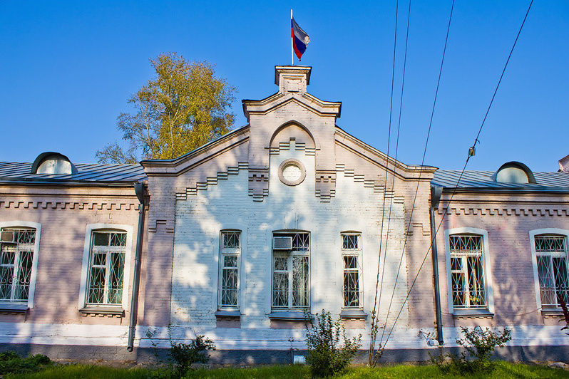 File:!fotokolbin 2 Казармы 1-й Уссурийской казачьей сотни 1896.jpg