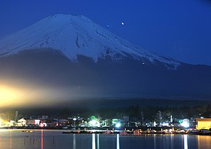 Night view of Mt. Fuji.jpg