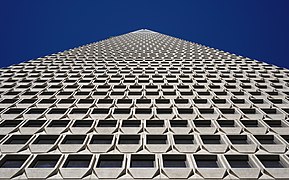 South face of the Transamerica Pyramid, 2017.jpg